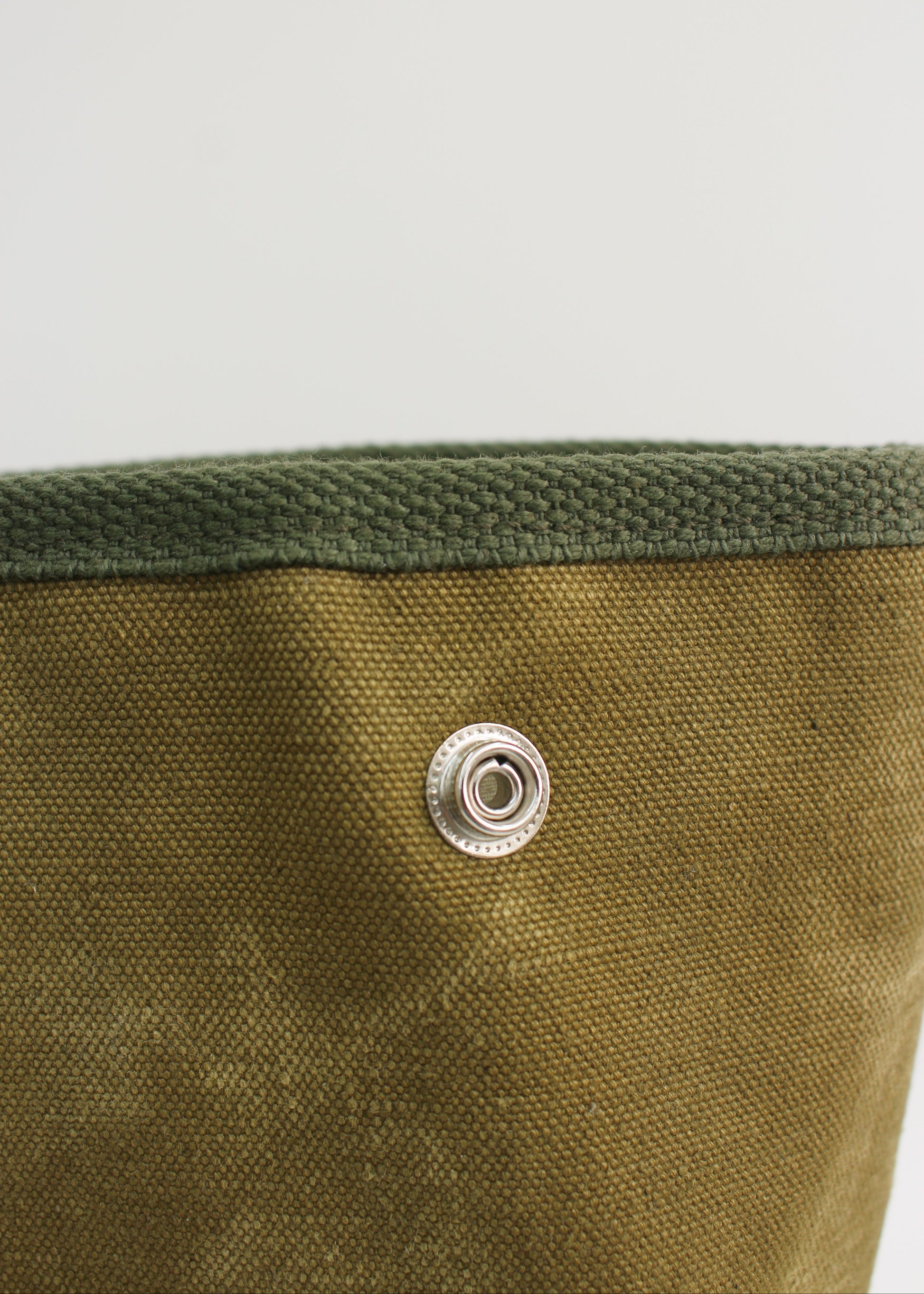 Weekend Bag M Khaki